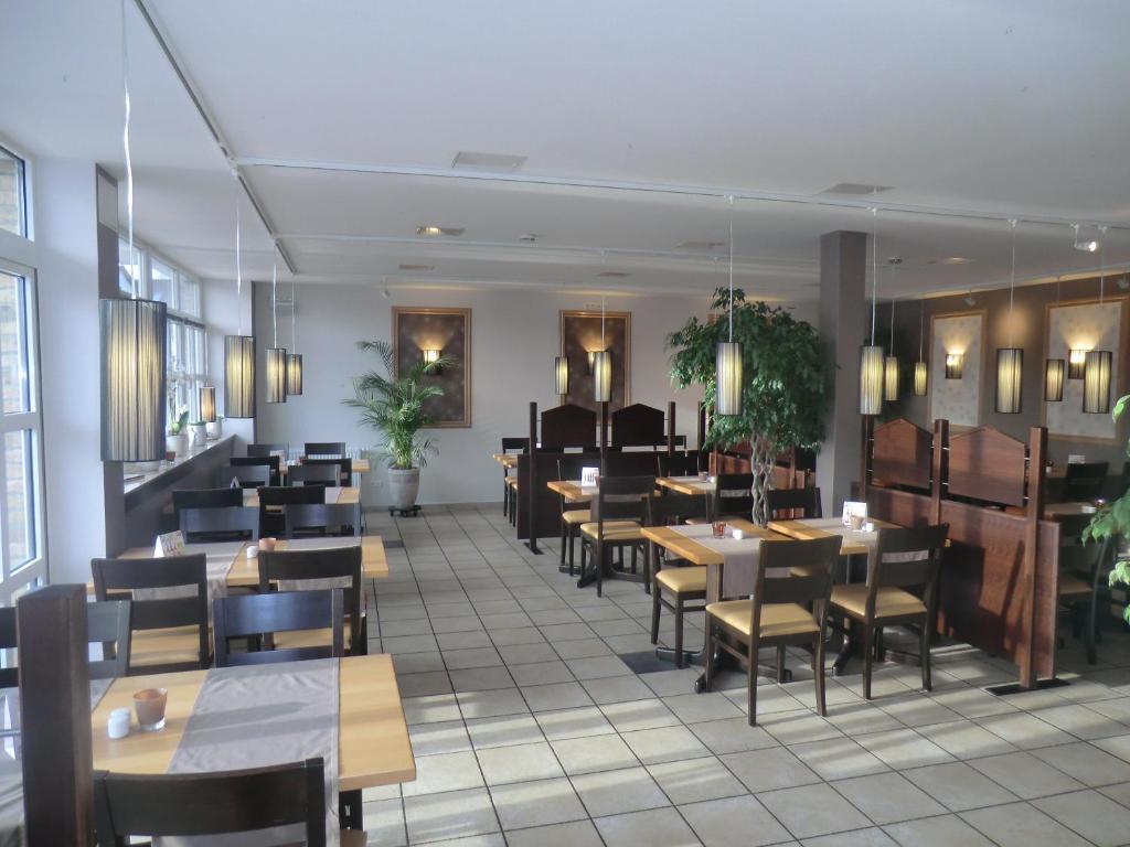 Hotel Pension Am Hafen Norddeich  Esterno foto